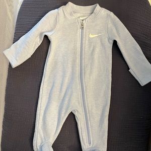 Never used ! Baby blue Nike onesie Newborn